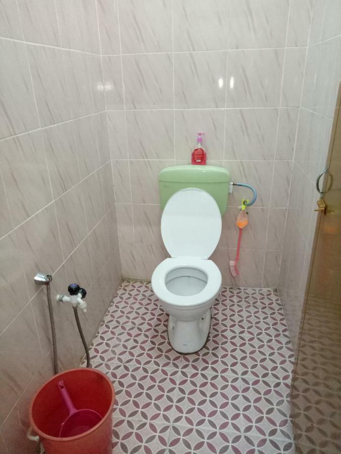 Aiman Homestay Marang Buitenkant foto